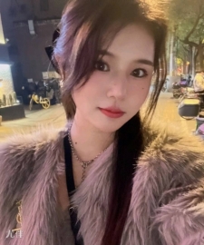 上海伴游爱笑的丹照片